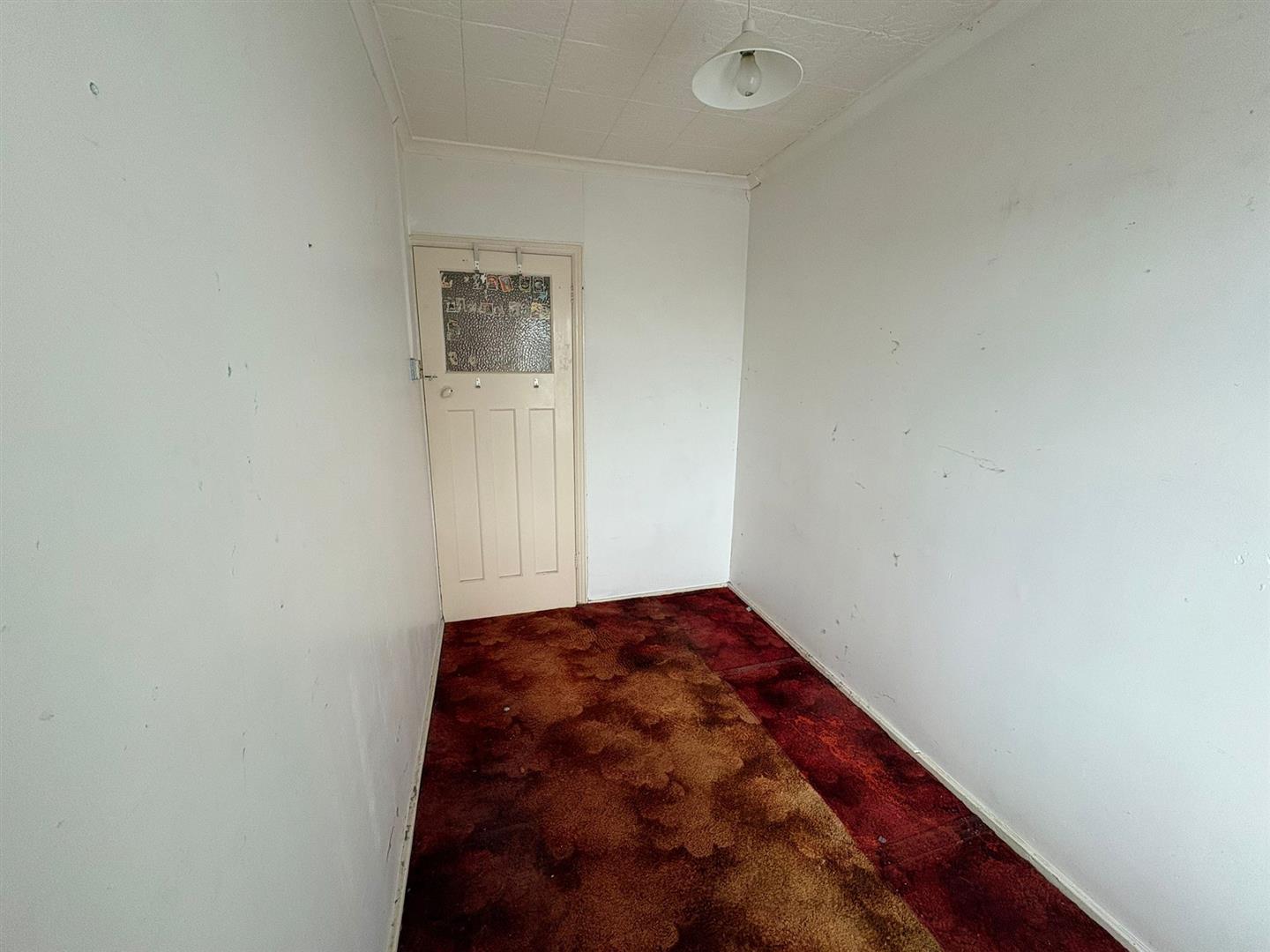 Lan Avenue, Morriston, Swansea, SA6 7AZ